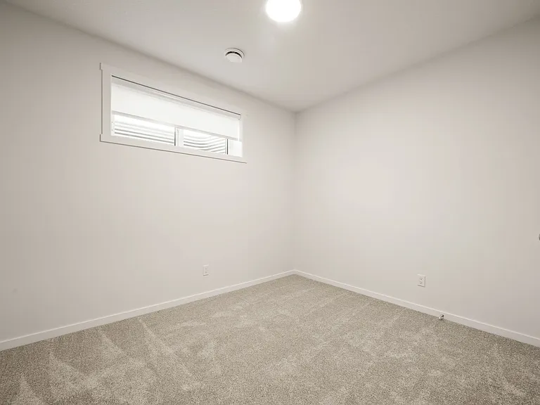 527 Black Stone Blvd — Photo 7