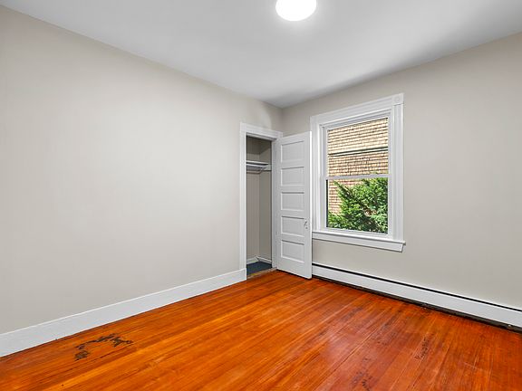 3rd image of 60 Nelson St APT 1