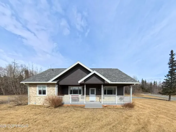 2010 N Broadway Dr, Palmer, AK 99645
