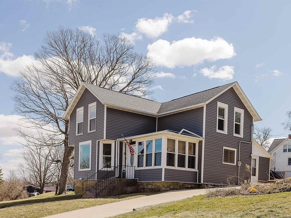 1st image of 318 Maiden Street