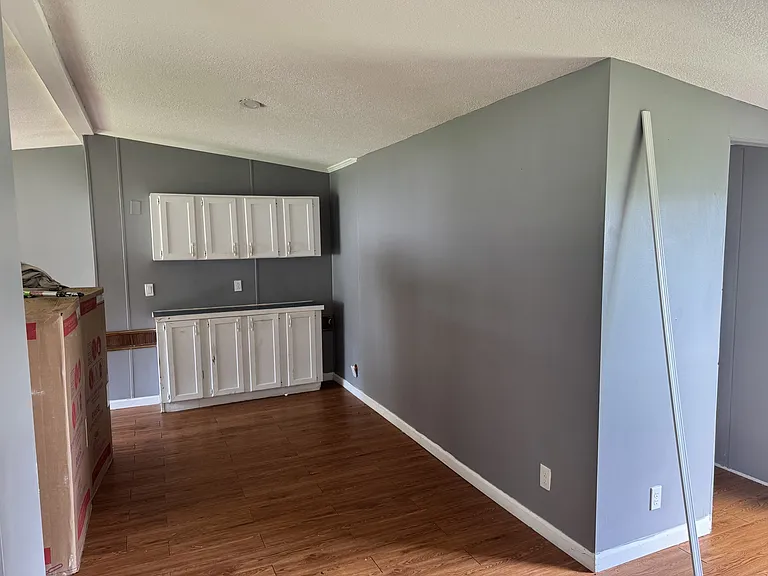 1003 Pleasantdale Cir — Photo 4