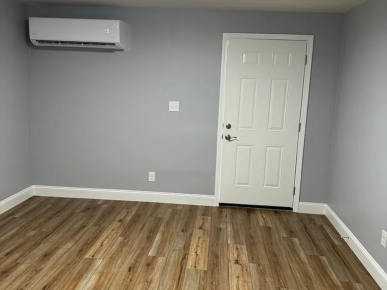 945 Chestnut Ridge Rd #2 — Photo 6
