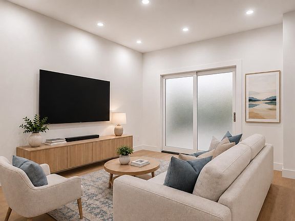 3rd image of 6176 Elgin Ave #3