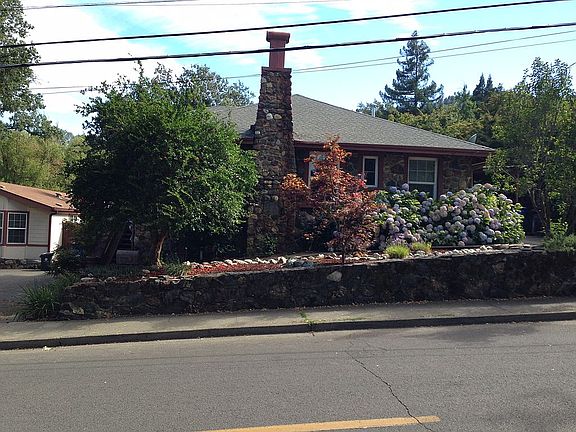 2nd image of 406 Park Blvd