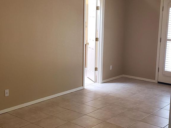 3rd image of 2457 El Dorado Ct
