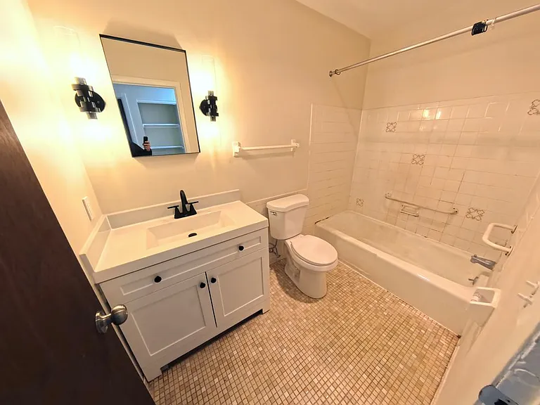2519 Culver Road Apartments — Photo 30