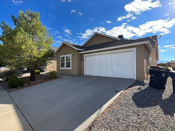 2nd image of 10436 Calle Acanta NW