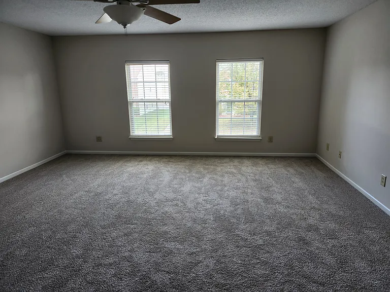 5805 Amber Ln — Photo 17