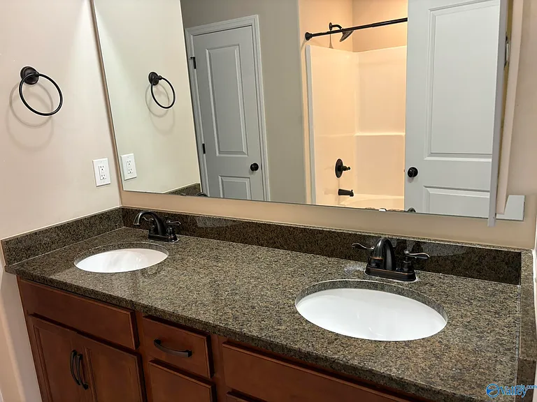 112 Beaver Brook Pl — Photo 25