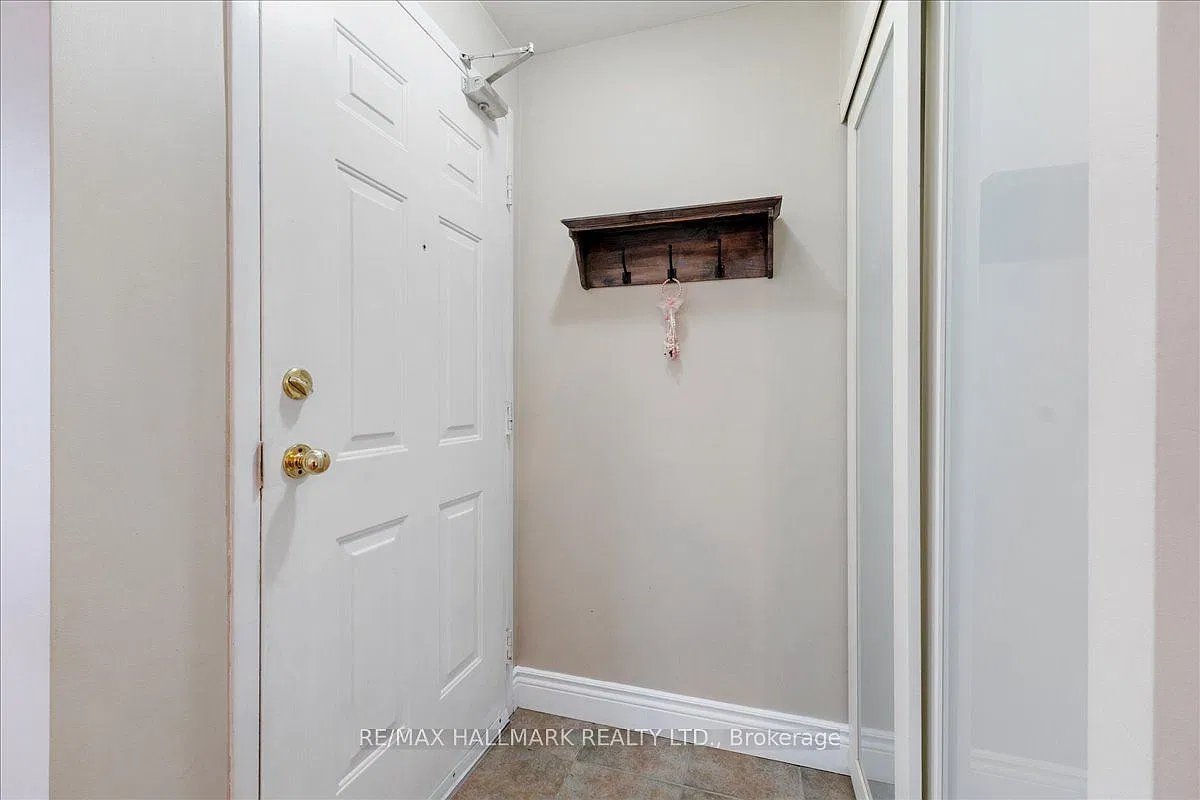 2 bed, $2,600 — Photo 3