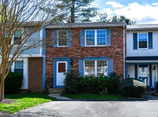 9803 Tara Ct, Burke, VA