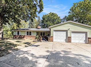 945 Lancashire Ct SE #947, Grand Rapids, MI 49508