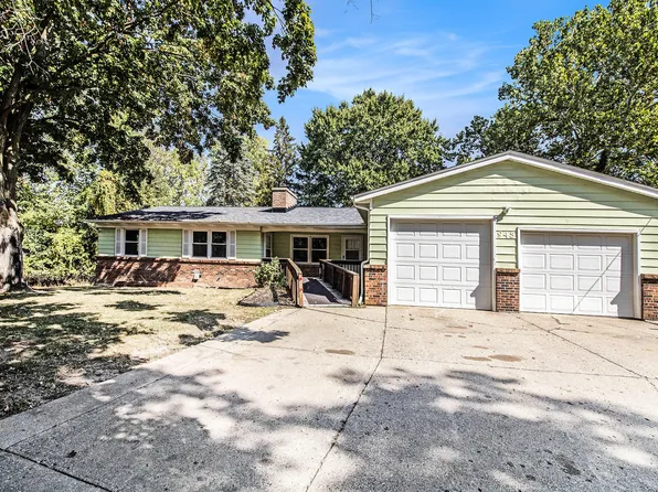 945 Lancashire Ct SE #947, Grand Rapids, MI 49508