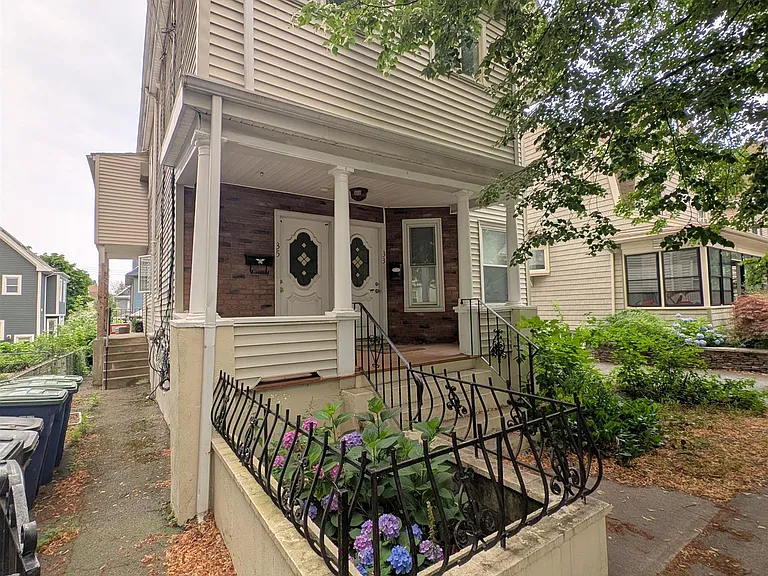 33 Rogers Ave #2 — Photo 17