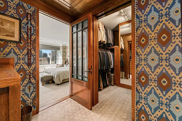 Sold by Compass | media 14