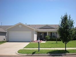 Home for Sale in EDMOND, Oklahoma $125,000