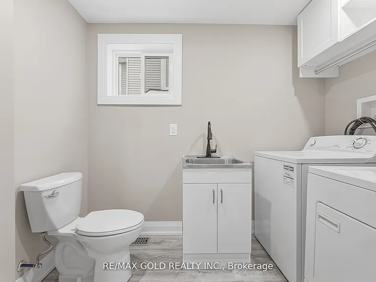 4445 Simcoe St — Photo 23