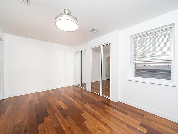 5th image of 413-415 9th St APT 302