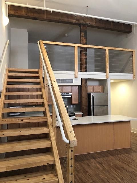 1st image of 615 Main St #8p404j10b