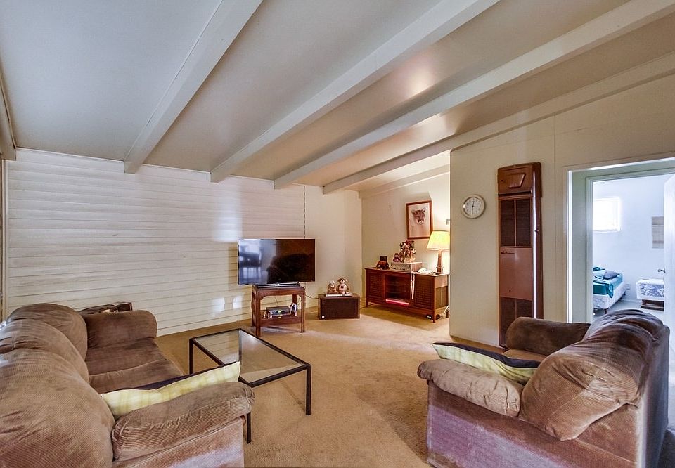 1st image of 3778 Euclid Ave