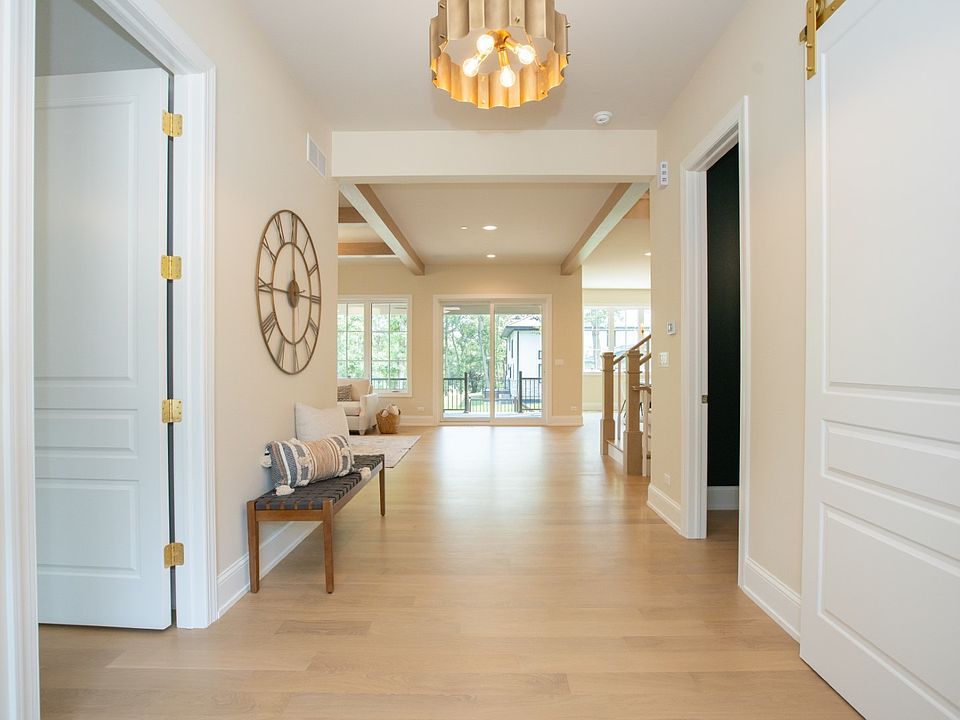 8925 W 102nd St, Palos Hills, IL 60465 Zillow