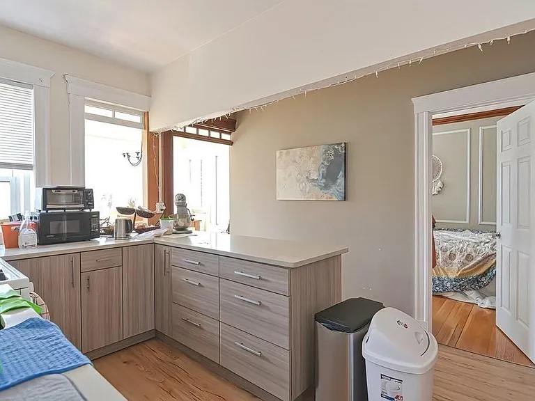 301 Allston St #12 — Photo 8