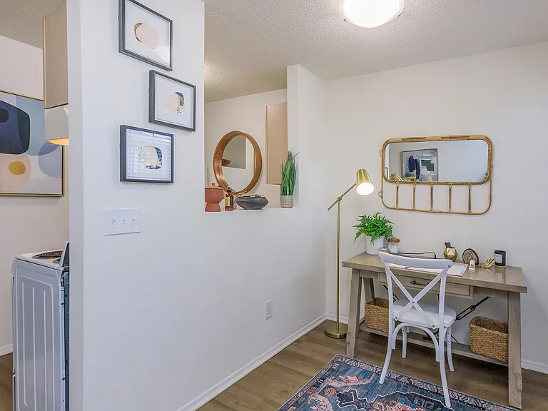 Antiqua Apartments — Photo 26