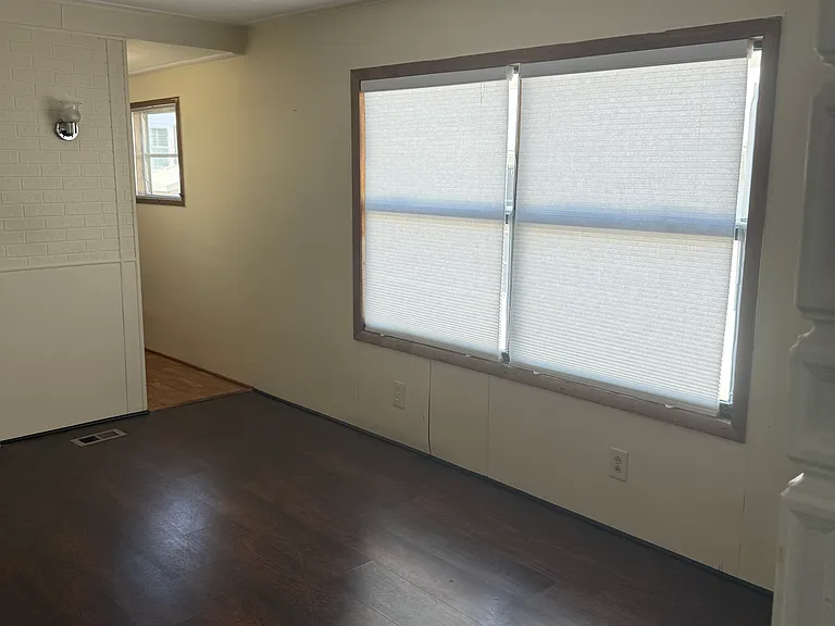 24195 King Rd — Photo 4