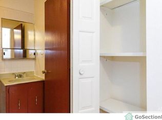 1218 Kings Cir #18, West Chicago, IL 60185