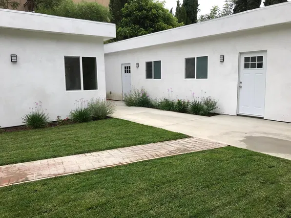 18558 Hart St, Reseda, CA 91335