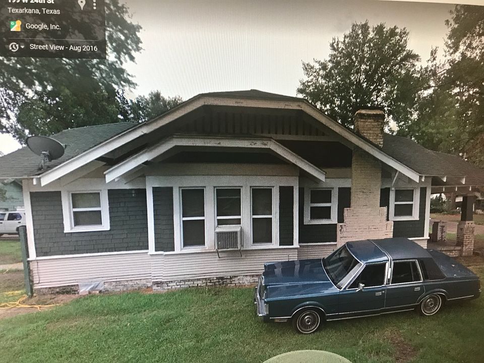 2nd image of 2324 Magnolia St