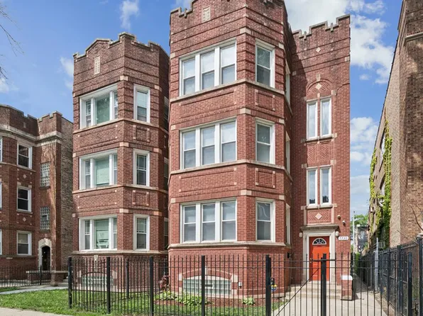 7730 S Essex Ave, Chicago, IL 60649