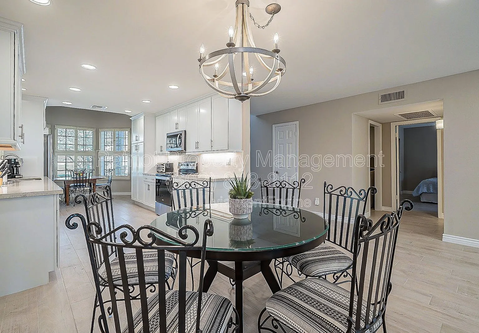 3 bed, 3.0 bath, 2187 sqft, $5,500 — Photo 4