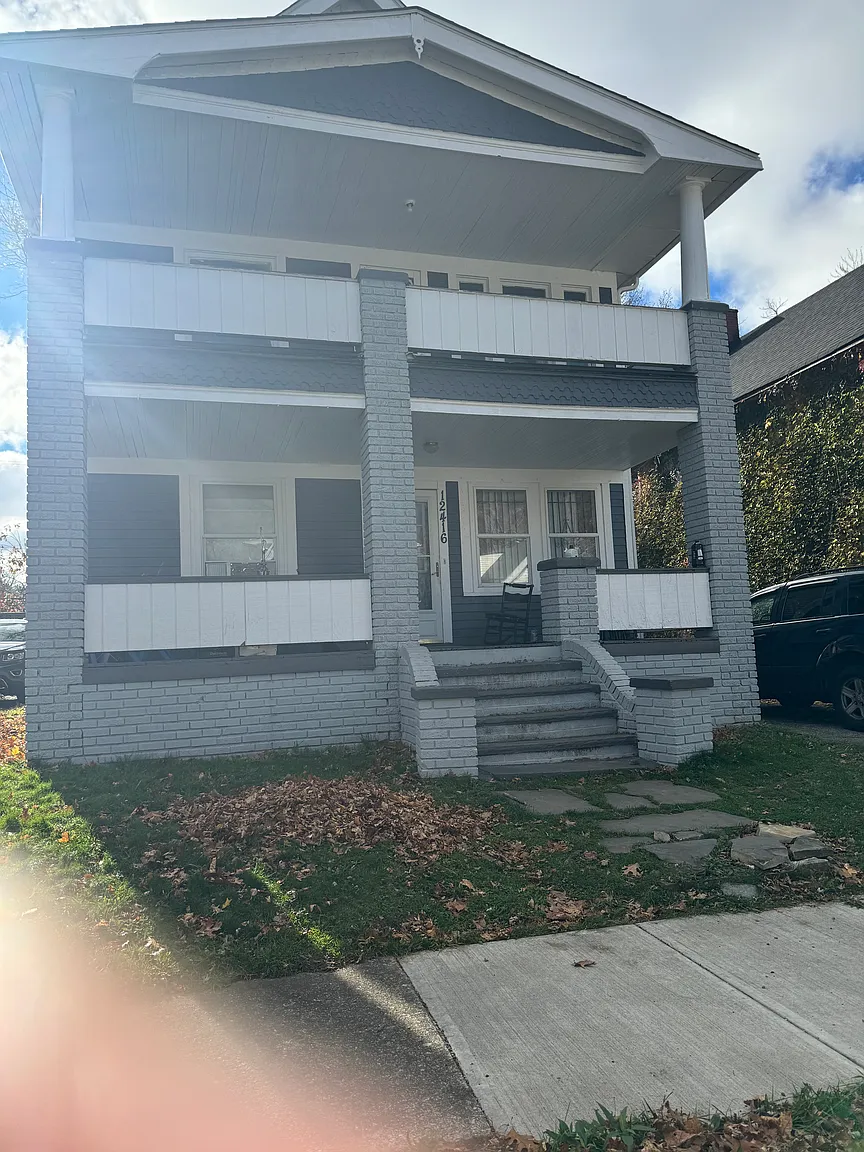 12416 Parkhill Ave photo 1