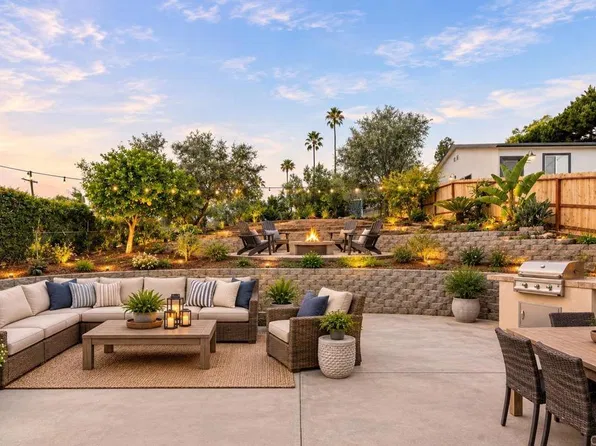 267 Hannalei Dr, Vista, CA 92083