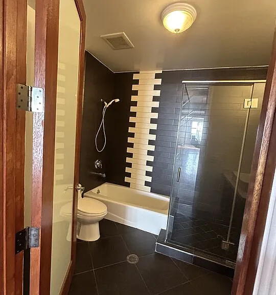 652 Mateo St #206 — Photo 5