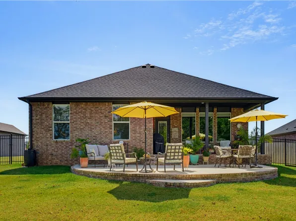 510 W Branta St, Farmington, AR 72730