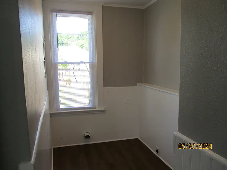 2515 Jackson St — Photo 4