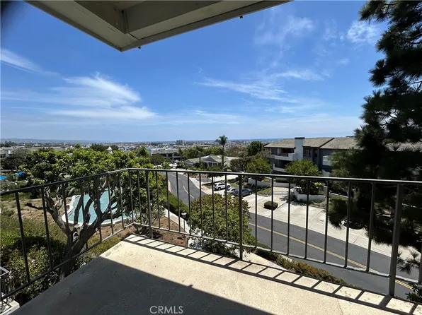 102 Scholz Plz APT 228, Newport Beach, CA 92663