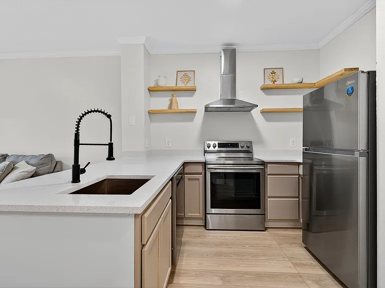 1910 E Palm Ave #8214 — Photo 4