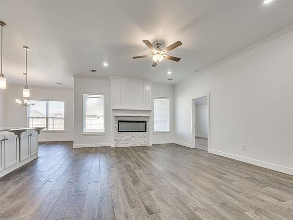 5th image of 2917 Kingswood Dr