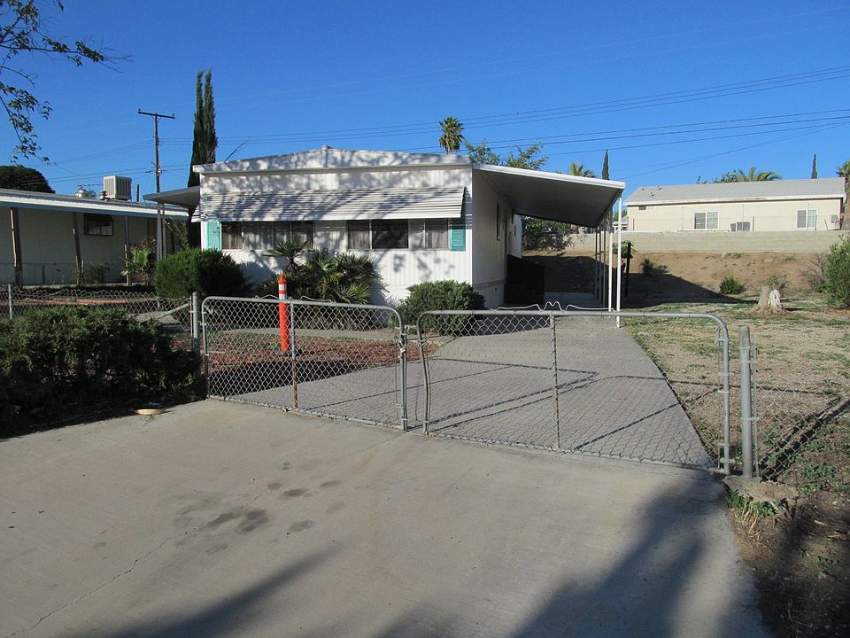2nd image of 83 Barbara St