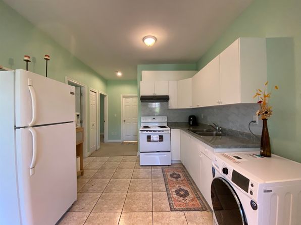 2 bedroom rental in Burnaby — photo 9