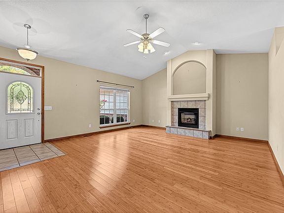 4th image of 31 Lord Nelson Dr