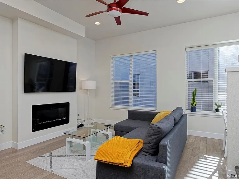 3044 Wilson Ct #2 — Photo 5