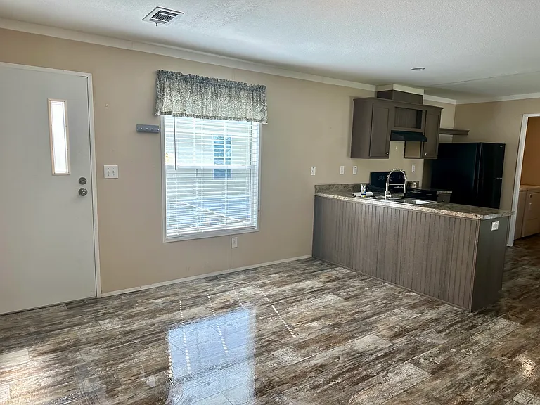 4819 N US Highway 441 — Photo 3