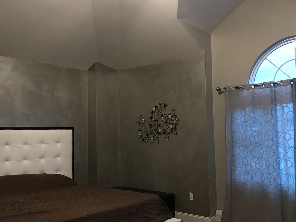 1st image of 21 Malibu Ct