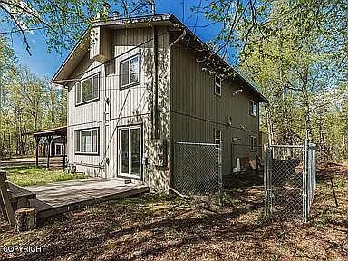 2 bed, $1,695 — Photo 2