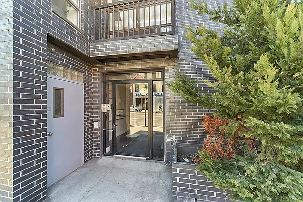 Rented by Living New York | media 21