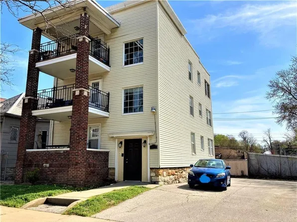 3241 Gillham Rd, Kansas City, MO 64109